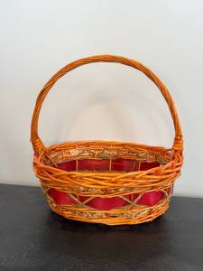 COS DIN NUIELE OVAL CU TOARTA 26×33 CM / КОРЗИНА ИЗ ЛОЗЫ ОВАЛ С РУЧКОЙ 26×33 СМ (M16-240)