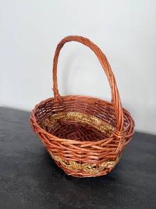 COS CAFENIU DECORATIV DIN NUIELE CU TOARTA – OVAL 30x40 CM / КОРЗИНА КОРИЧНЕВАЯ ИЗ ЛОЗЫ С РУЧКОЙ – ОВАЛЬНАЯ  30x40 СМ