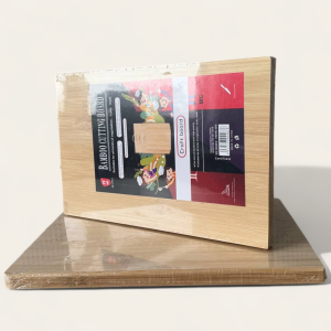 TOCATOR DIN BAMBUC 20*30cm / ДОСКА ДЛЯ НАРЕЗКИ ИЗ БАМБУКА 20*30см