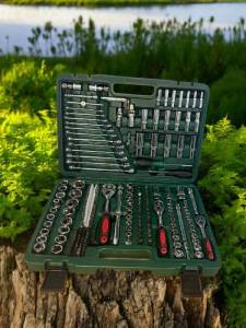 SET PROFESIONAL DE SCULE  – 216 DE PIESE / ПРОФЕССИОНАЛЬНЫЙ НАБОР ИНСТРУМЕНТОВ – 216 ПРЕДМЕТОВ