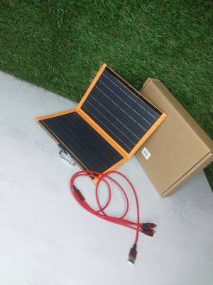 PANOU SOLAR PORTABIL PENTRU  INCARCARE DISPOZITIVE / ПОРТАТИВНАЯ СОЛНЕЧНАЯ ПАНЕЛЬ ДЛЯ  ЗАРЯДНЫЕ УСТРОЙСТВА