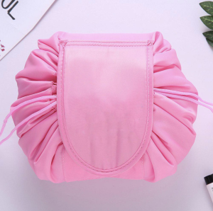 GEANTA PENTRU COSMETICA/КОСМЕТИЧКА