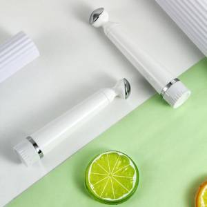 Aparat de masaj pentru eliminarea ridurilor din jurul ochilor Roller electric/Электрический роликовый массажер для удаления морщин вокруг глаз.