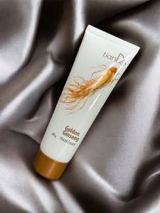 CREMA PENTRU MAINI CU «GINSENG AURIU» / КРЕМ ДЛЯ РУК «ЗОЛОТОЙ ЖЕНЬШЕНЬ» (40111)