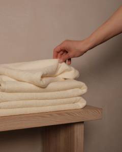 PROSOP DIN BUMBAC CREAM 50×85 CM / ПОЛОТЕНЦЕ ИЗ ХЛОПКА КРЕМОВЫЙ ЦВЕТ 50×85 СМ (004480)