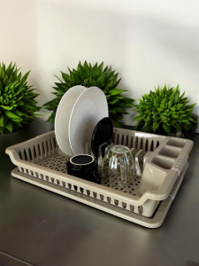 USCATOR DE VASE DIN PLASTIC / ПЛАСТИКОВАЯ СУШИЛКА ДЛЯ ПОСУДЫ